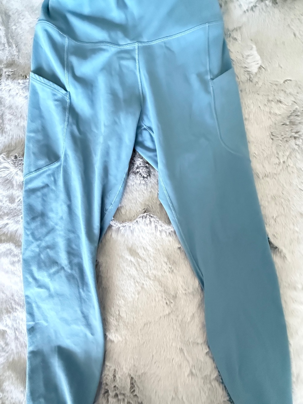 Nike Light Blue pocket leggings 7/8 length